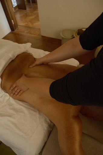Massage Deep Tissue avec Aliénor